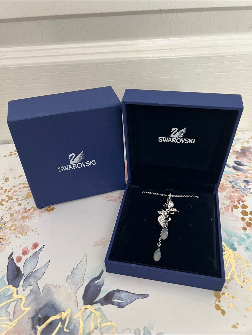 Swarovski Signature Swan Pendant with 2 Crystal Dangle Accents - Picture 1 of 6